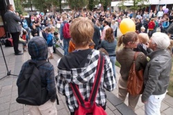 Een geweldige start van het schooljaar met alle ouders en kinderen op de speelplaats.